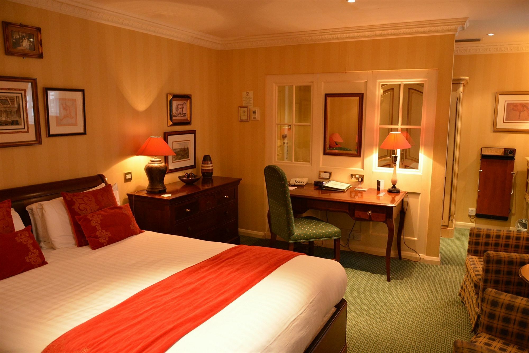 The George Hotel Colchester Eksteriør billede